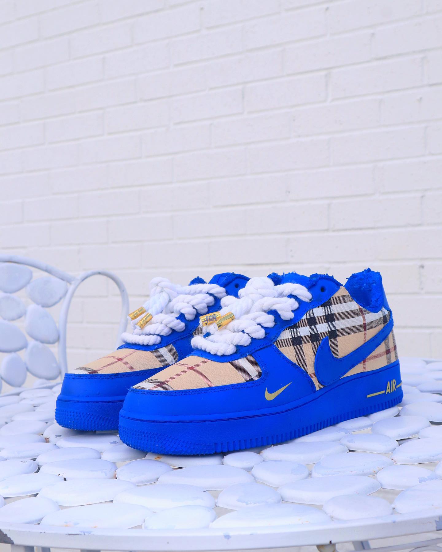 Custom BrBlue